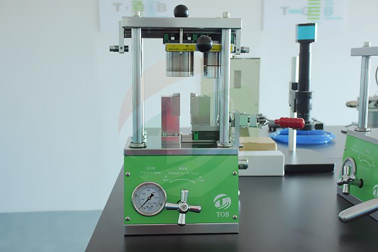 product-750-501 battery sealing machine.jpg